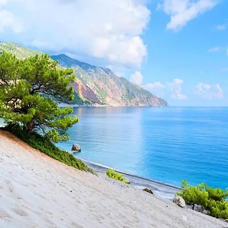 Holiday home Lovely In Kalamitsi Alexandrou Kalamitsion Alexandrou