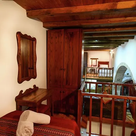 Vakantiehuis Lovely In Kalamitsi Alexandrou *